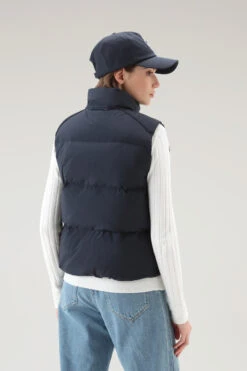 Woolrich Gilet Trapuntato In Nylon Eco Taslan - Donna - Blu 13 Woolrich Gilet Trapuntato In Nylon Eco Taslan - Donna - Blu -Offerta Economica Vestiario CFWWOU0796FRUT3327 3989 2