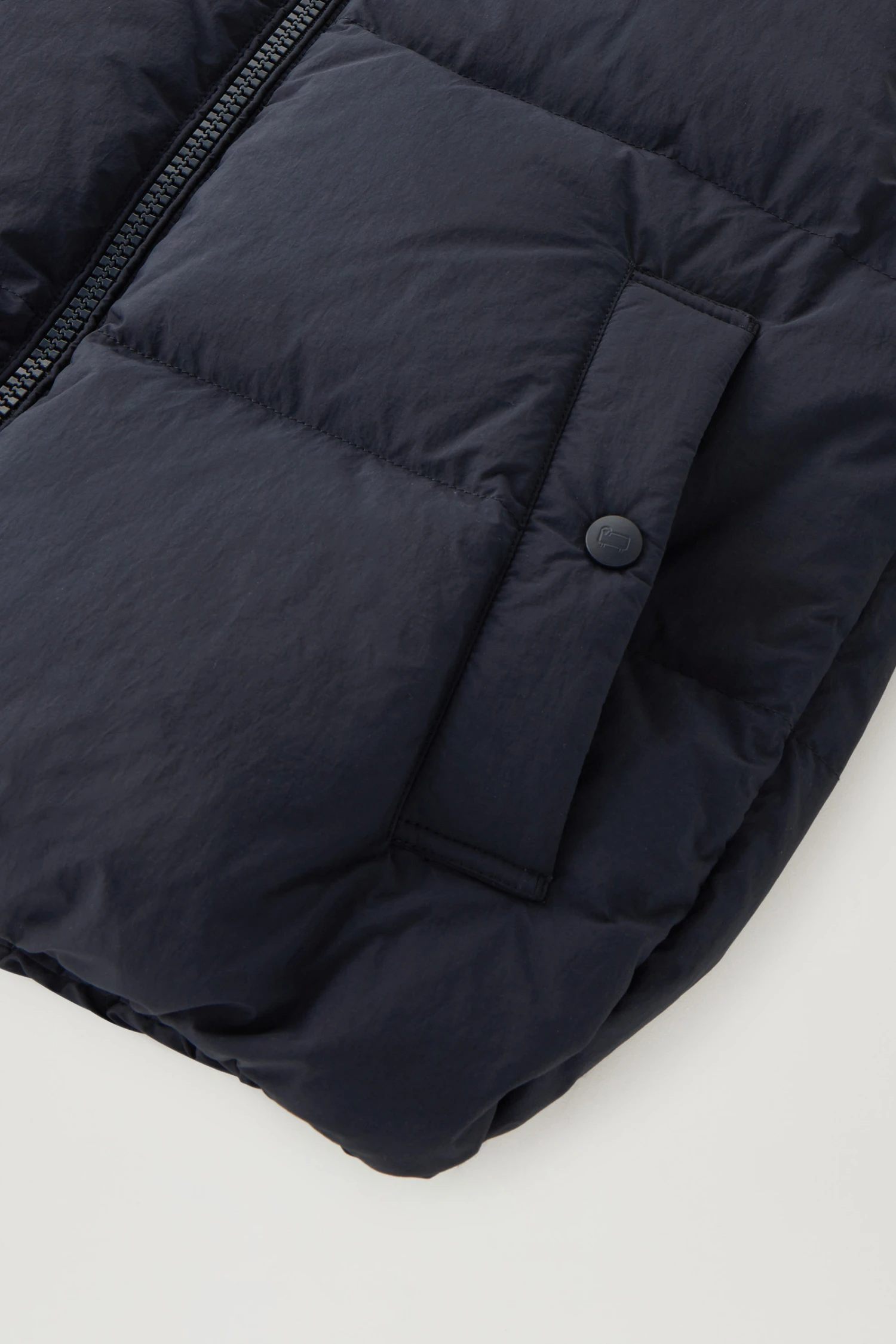 Woolrich Gilet Trapuntato In Nylon Eco Taslan - Donna - Blu 10 Woolrich Gilet Trapuntato In Nylon Eco Taslan - Donna - Blu - immagine 8