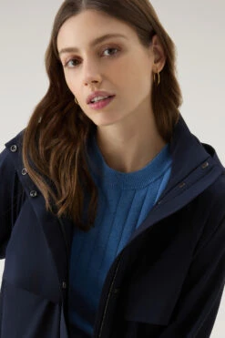 Woolrich Parka Corto In Pura Lana Vergine Vitale Barberis Canonico Con Cappuccio - Donna - Blu -Offerta Economica Vestiario CFWWOU0834FRUT3447 3989 3