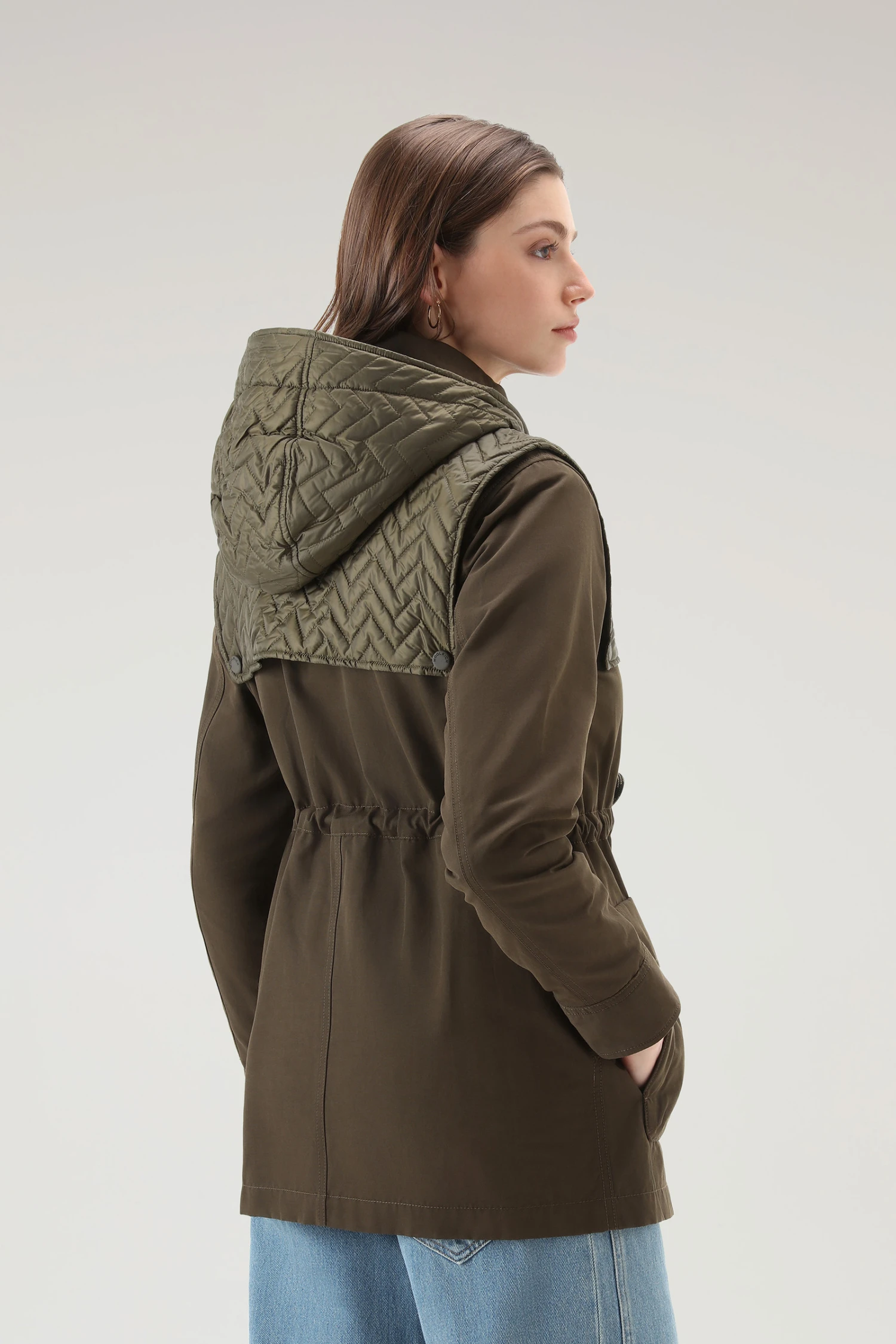 Woolrich Giacca Utility In Soft Eco Ramar Con Cappuccio - Donna - Verde 5 Woolrich Giacca Utility In Soft Eco Ramar Con Cappuccio - Donna - Verde - immagine 3