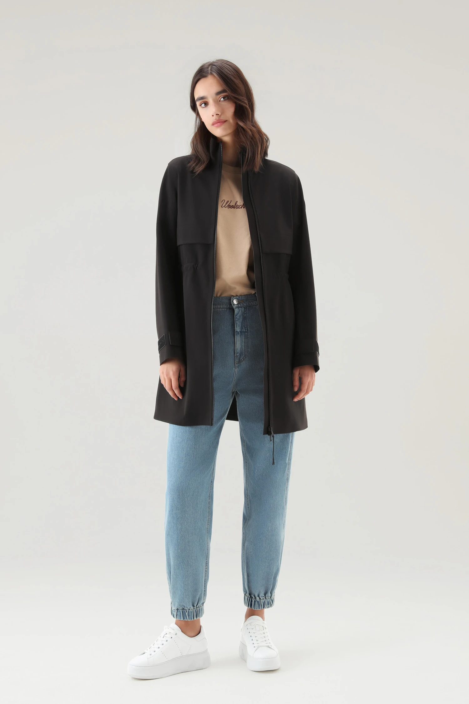 Woolrich Giacca Lunga Pequea In Nylon Elasticizzato - Donna - Nero 4 Woolrich Giacca Lunga Pequea In Nylon Elasticizzato - Donna - Nero - immagine 2