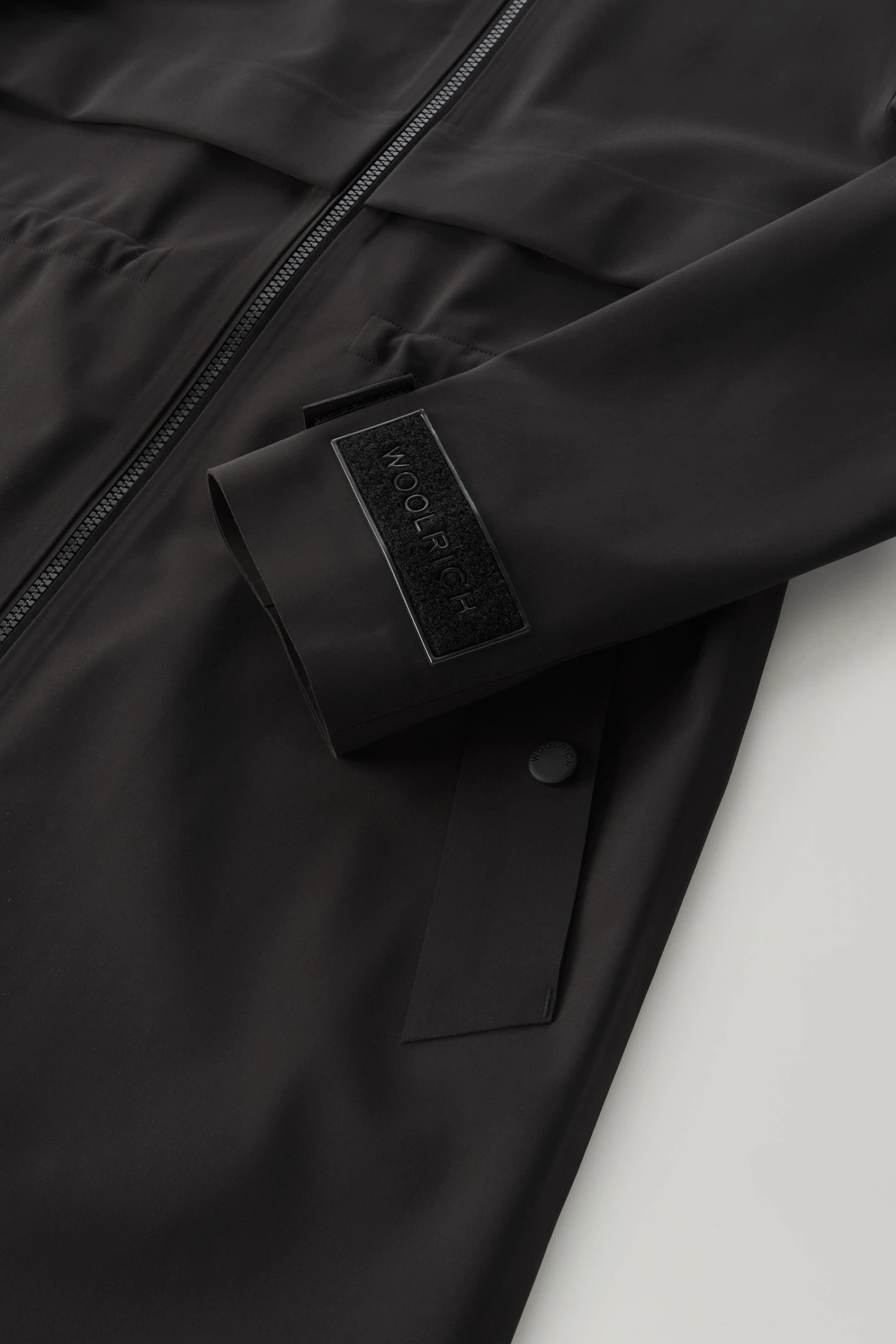 Woolrich Giacca Lunga Pequea In Nylon Elasticizzato - Donna - Nero 10 Woolrich Giacca Lunga Pequea In Nylon Elasticizzato - Donna - Nero - immagine 8