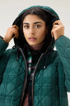 Woolrich Patchwork Parka Trapuntato Con Fodera In Nylon Satinato - Donna - Verde -Offerta Economica Vestiario CFWWOU0860FRUT3362 6609 3