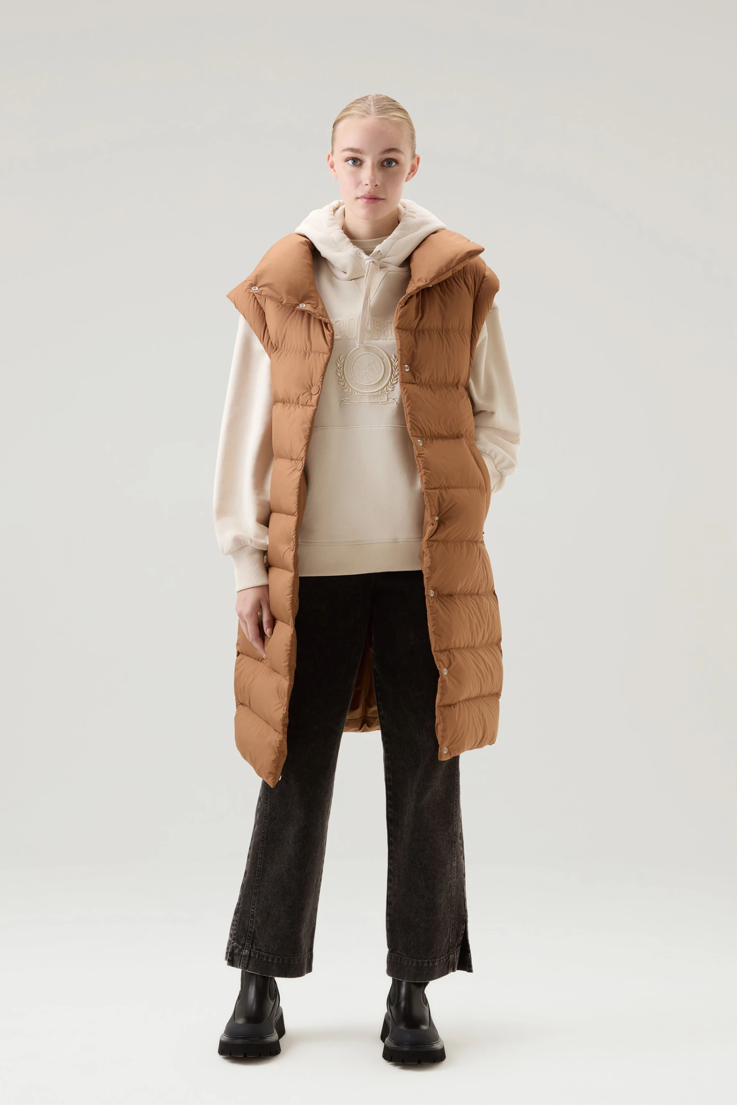Woolrich Gilet Lungo Ellis Trapuntato In Microfibra - Donna - Marrone 4 Woolrich Gilet Lungo Ellis Trapuntato In Microfibra - Donna - Marrone - immagine 2
