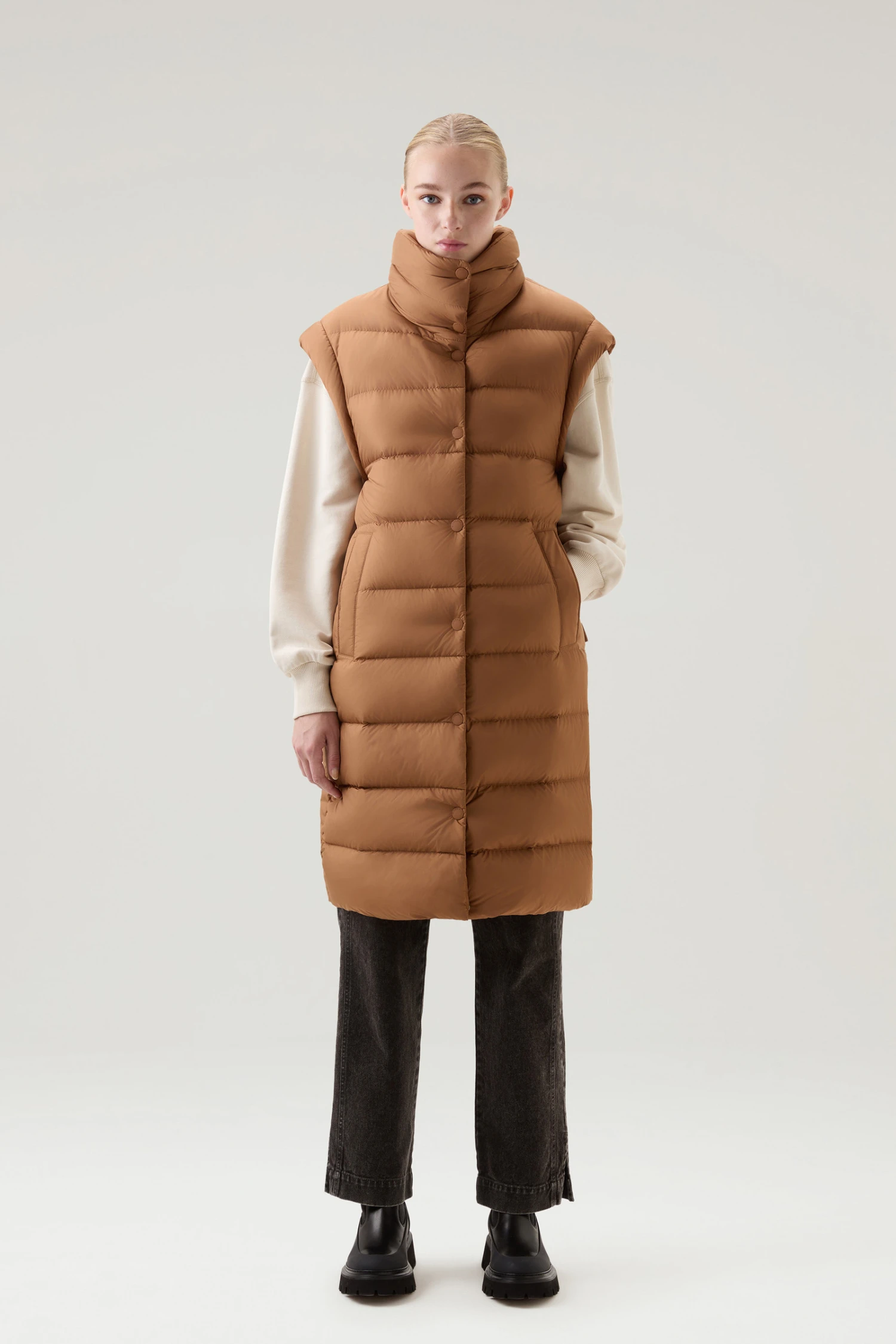 Woolrich Gilet Lungo Ellis Trapuntato In Microfibra - Donna - Marrone 3 Woolrich Gilet Lungo Ellis Trapuntato In Microfibra - Donna - Marrone