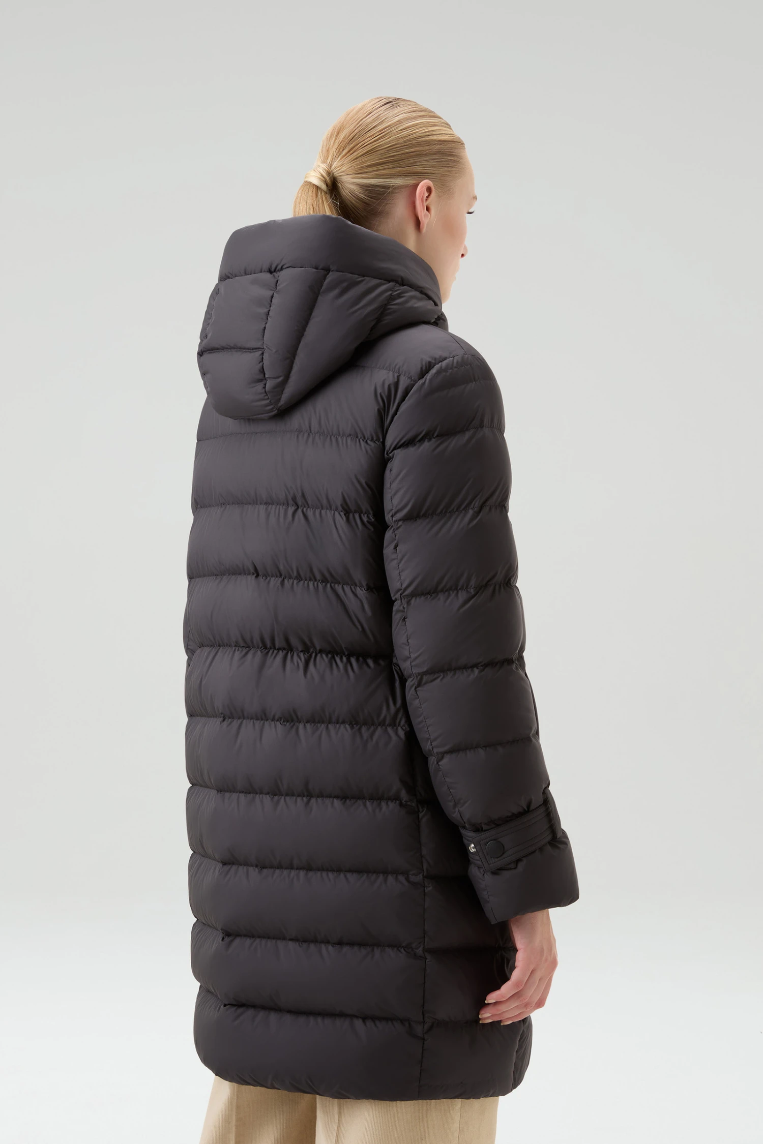 Woolrich Piumino Lungo Ellis Trapuntato In Microfibra - Donna - Nero 5 Woolrich Piumino Lungo Ellis Trapuntato In Microfibra - Donna - Nero - immagine 3