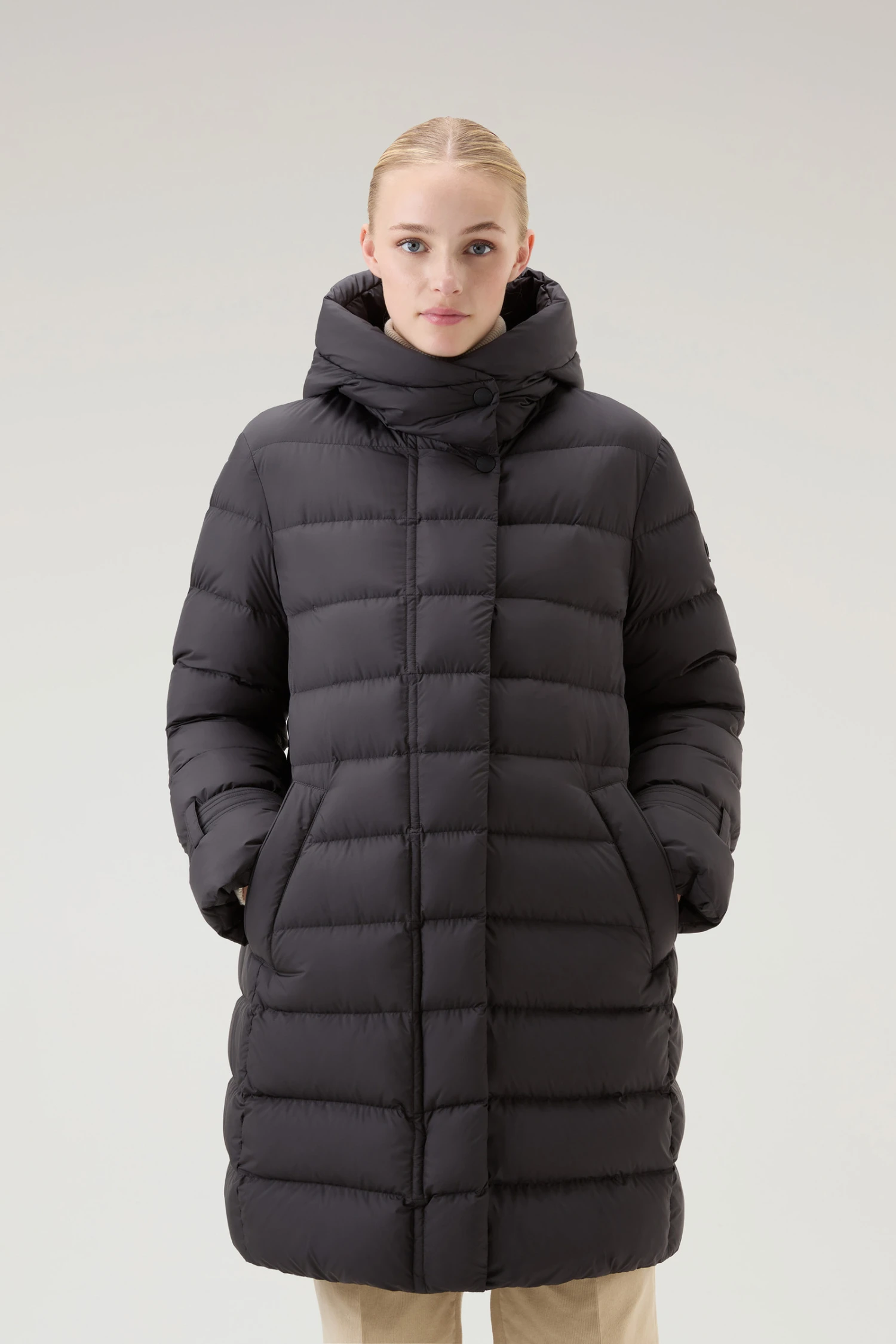 Woolrich Piumino Lungo Ellis Trapuntato In Microfibra - Donna - Nero 3 Woolrich Piumino Lungo Ellis Trapuntato In Microfibra - Donna - Nero