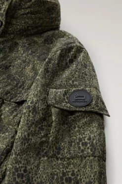Woolrich Giacca Camo Con Cappuccio Richiudibile - Donna - Verde 22 Woolrich Giacca Camo Con Cappuccio Richiudibile - Donna - Verde -Offerta Economica Vestiario CFWWOU0933FRUT3355 6909 7
