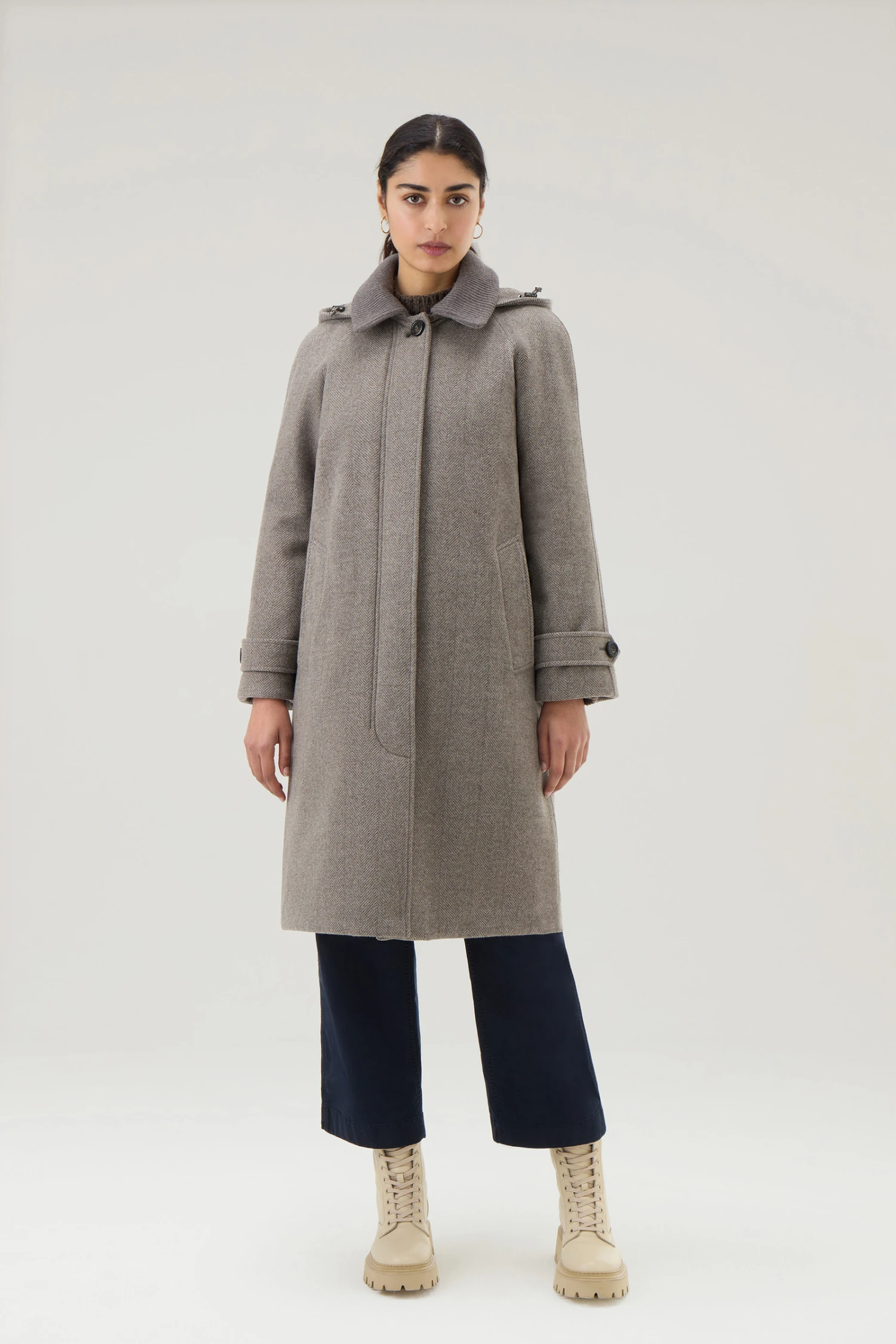 Woolrich Cappotto In Pura Lana Vergine Realizzato Con Un Tessuto Loro Piana - Donna - Marrone 3 Woolrich Cappotto In Pura Lana Vergine Realizzato Con Un Tessuto Loro Piana - Donna - Marrone