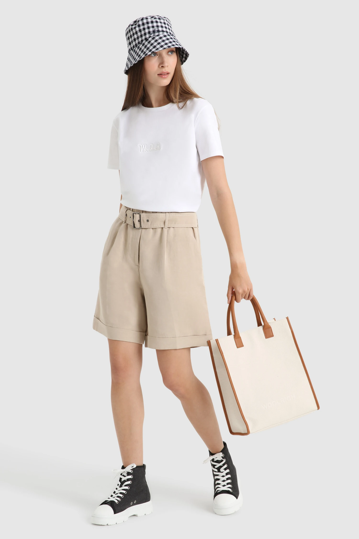 Woolrich Pantaloncini Outdoor In Misto Lino - Donna - Beige 4 Woolrich Pantaloncini Outdoor In Misto Lino - Donna - Beige - immagine 2