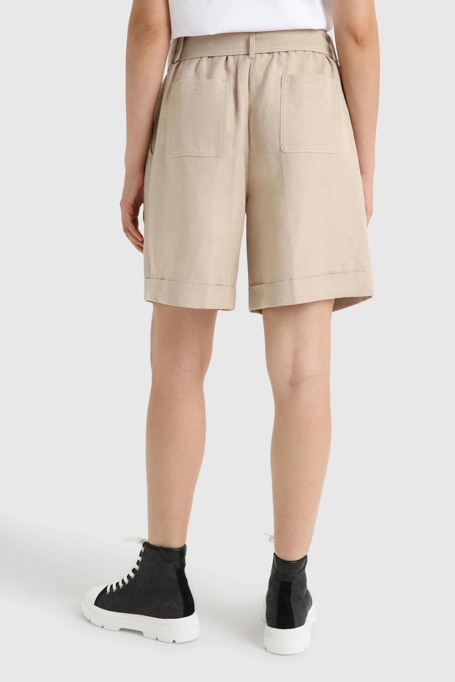 Woolrich Pantaloncini Outdoor In Misto Lino - Donna - Beige 5 Woolrich Pantaloncini Outdoor In Misto Lino - Donna - Beige - immagine 3