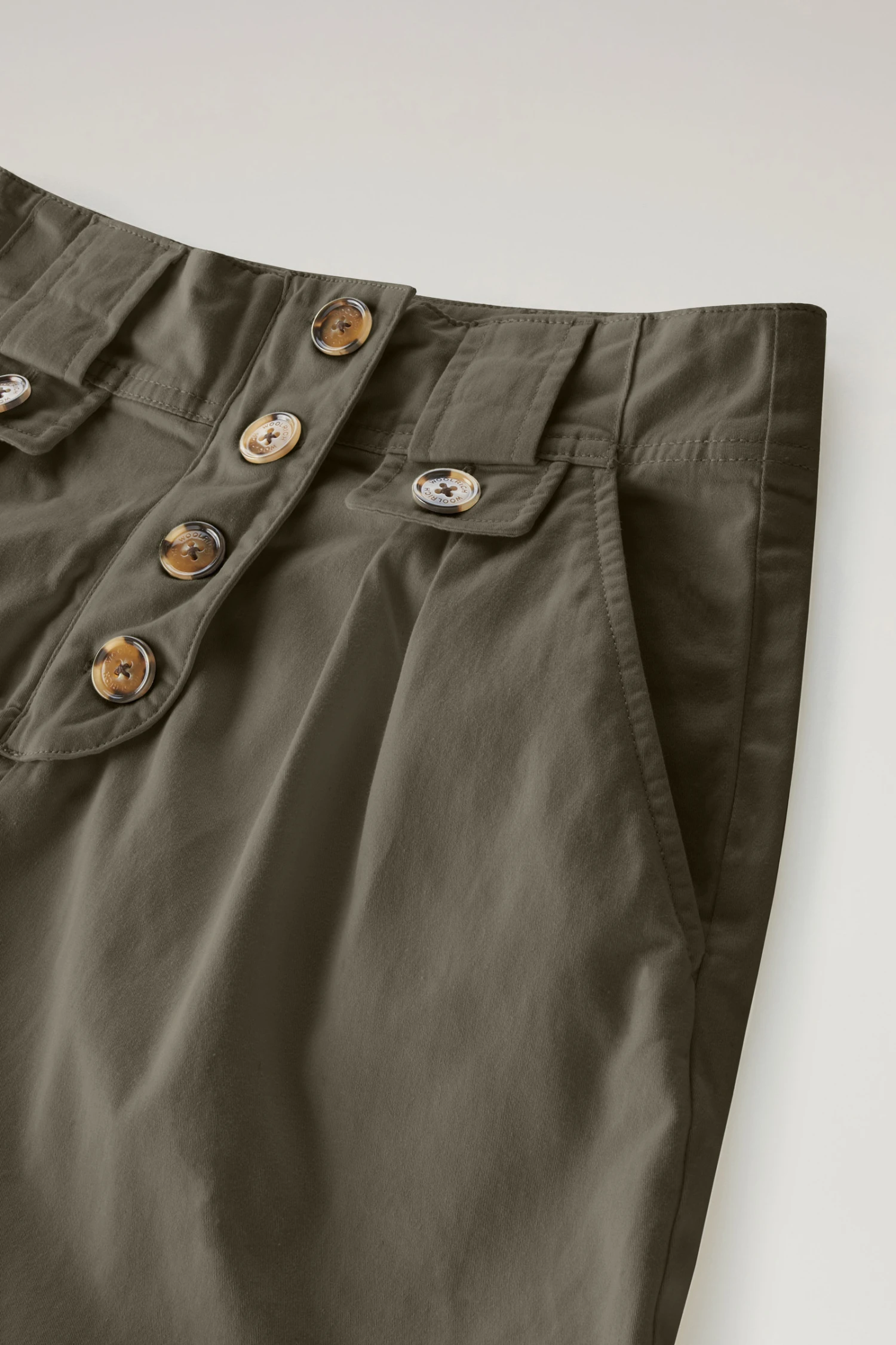 Woolrich Pantaloncini In Twill Di Cotone Elasticizzato Tinti In Capo - Donna - Verde 8 Woolrich Pantaloncini In Twill Di Cotone Elasticizzato Tinti In Capo - Donna - Verde - immagine 6