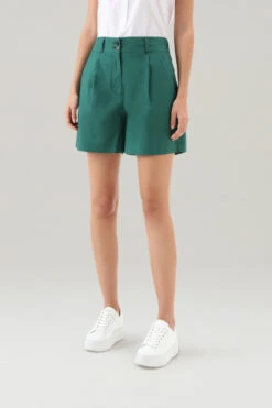 Woolrich Pantaloncini In Popeline Di Puro Cotone - Donna - Verde