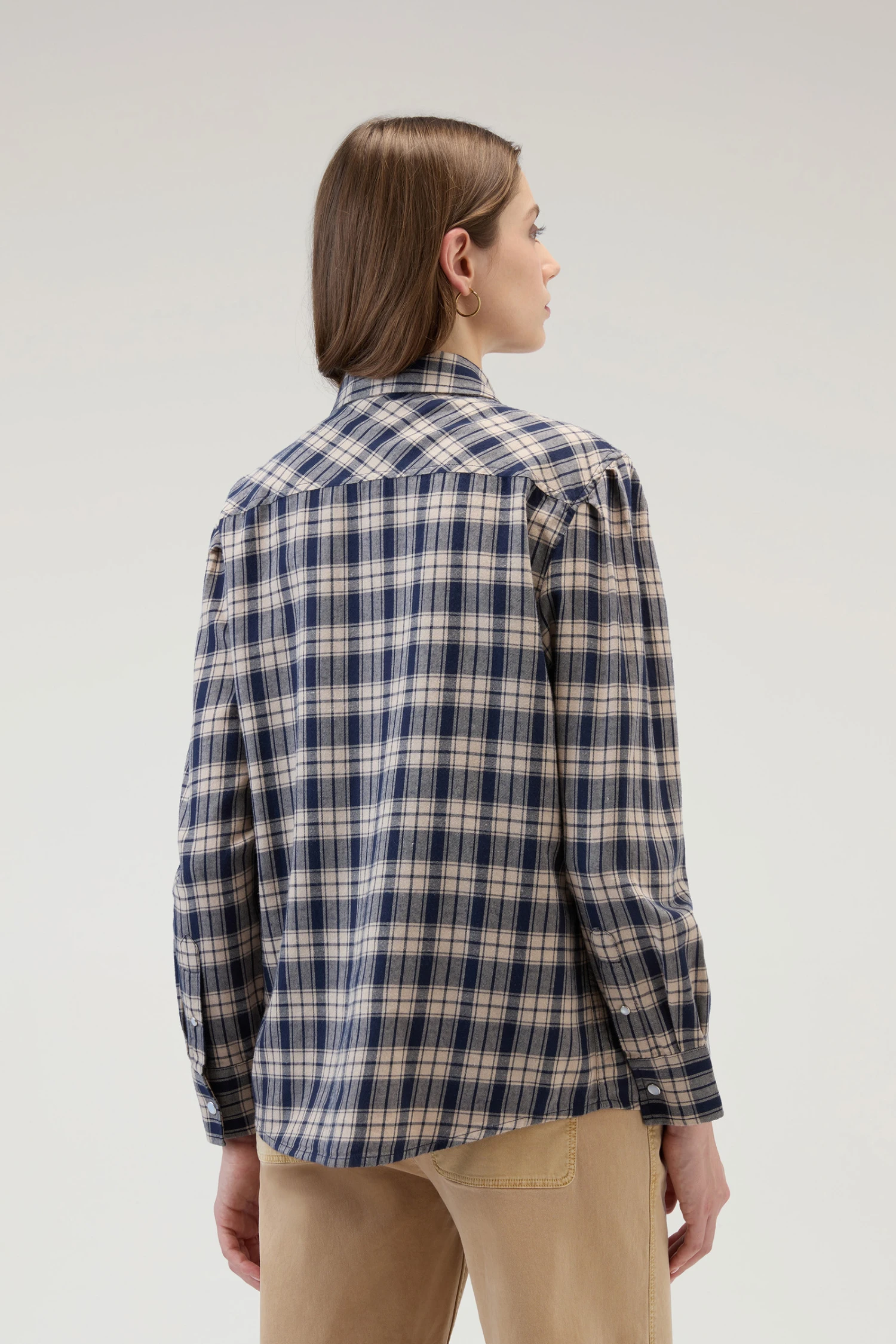 Woolrich Camicia A Quadri In Flanella Leggera - Donna - Blu 5 Woolrich Camicia A Quadri In Flanella Leggera - Donna - Blu - immagine 3
