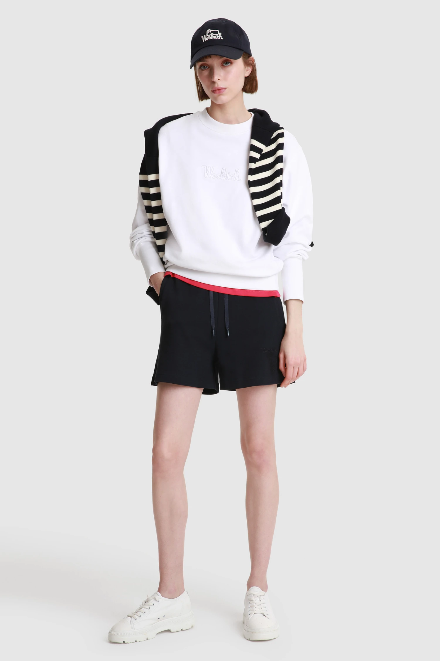 Woolrich Felpa Girocollo Con Logo Frontale Ricamato - Donna - Bianco 4 Woolrich Felpa Girocollo Con Logo Frontale Ricamato - Donna - Bianco - immagine 2