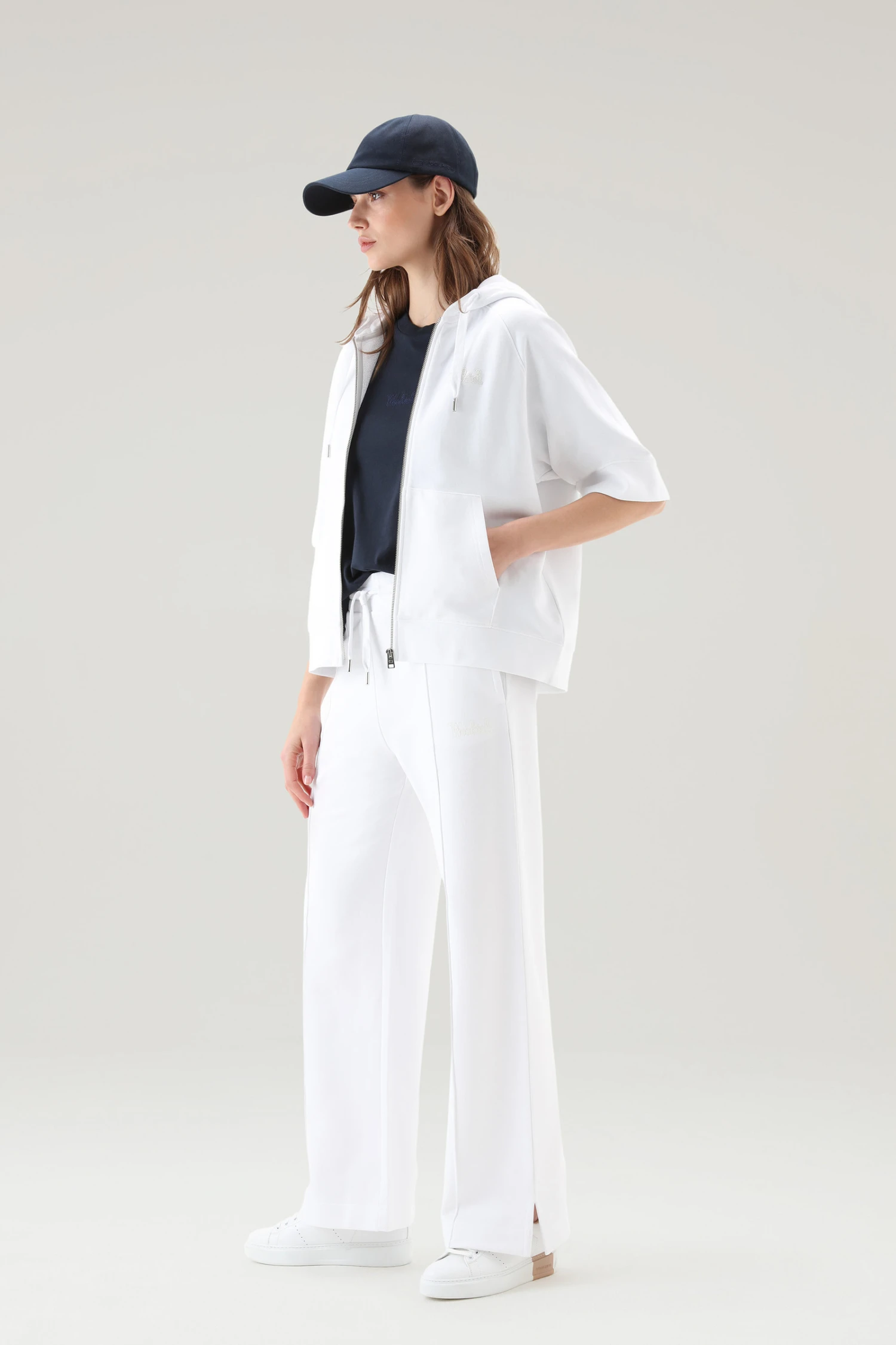 Woolrich Felpa In Puro Cotone Con Cappuccio E Maniche A Tre Quarti - Donna - Bianco 4 Woolrich Felpa In Puro Cotone Con Cappuccio E Maniche A Tre Quarti - Donna - Bianco - immagine 2