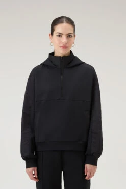 Woolrich Felpa Con Cappuccio In Misto Cotone Con Dettagli In Nylon - Donna - Nero
