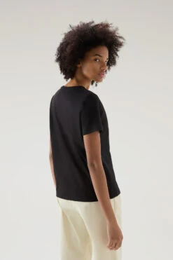 Woolrich T-shirt Con Scollo A V In Puro Cotone - Donna - Nero -Offerta Economica Vestiario CFWWTE0077FRUT2926 100 2