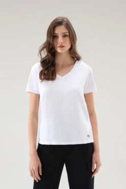 Woolrich T-shirt Con Scollo A V In Puro Cotone - Donna - Bianco