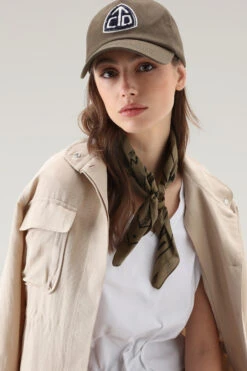 Woolrich T-shirt Con Scollo A V In Puro Cotone - Donna - Bianco -Offerta Economica Vestiario CFWWTE0077FRUT2926 8041 3