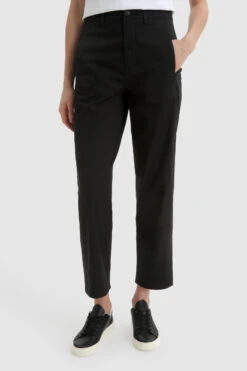 Woolrich Pantaloni In Tessuto Twill Elasticizzato - Donna - Nero