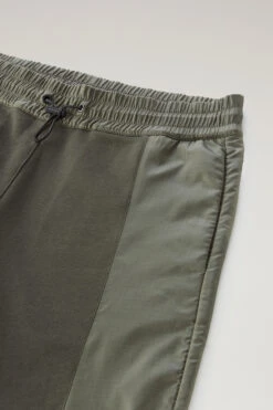 Woolrich Pantaloni Sportivi In Puro Cotone E Ripstop Nylon - Donna - Verde 12 Woolrich Pantaloni Sportivi In Puro Cotone E Ripstop Nylon - Donna - Verde -Offerta Economica Vestiario CFWWTR0149FRUT3361 614 4