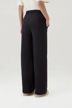 Woolrich Pantaloni Sportivi In Misto Cotone - Donna - Nero 11 Woolrich Pantaloni Sportivi In Misto Cotone - Donna - Nero -Offerta Economica Vestiario CFWWTR0165FRUT3164 100 2