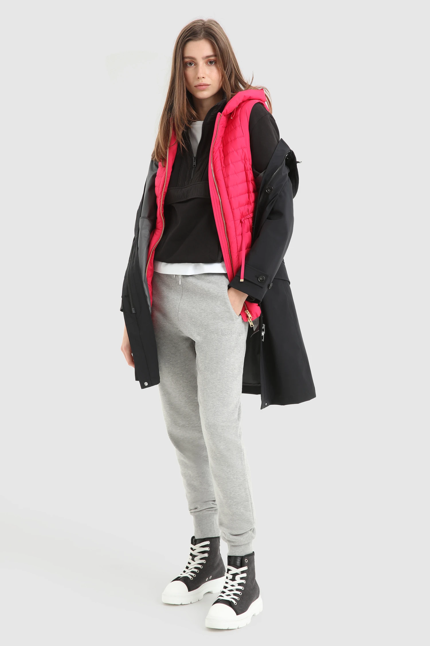 Woolrich Gilet Hibiscus Imbottito Con Cappuccio - Donna - Rosa 4 Woolrich Gilet Hibiscus Imbottito Con Cappuccio - Donna - Rosa - immagine 2