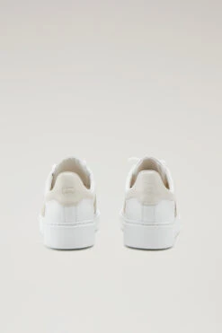 Sneakers Classic Court In Morbida Pelle Con Banda In Pelle Scamosciata - Uomo - Bianco -Offerta Economica Vestiario CMWFFO1002MRUWF086 W2050 2