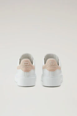 Sneakers Classic Court In Morbida Pelle Con Toppa A Contrasto - Donna - Bianco -Offerta Economica Vestiario CMWFFO1502FRUWF200 W2350 2