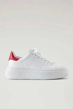 Sneakers Chunky Court In Morbida Pelle Con Dettagli A Contrasto - Donna - Bianco